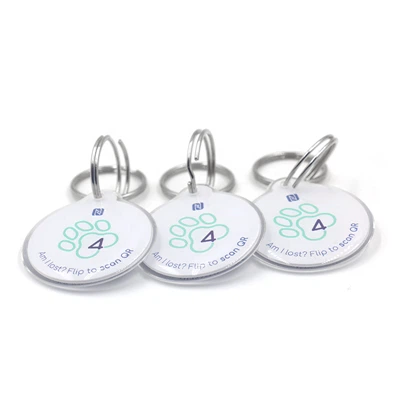 Pritaikyta QR kodo antkaklis, apsaugantis nuo praradimo NTAG213 epoksidinis RFID NFC naminių gyvūnėlių etiketė šunų katei